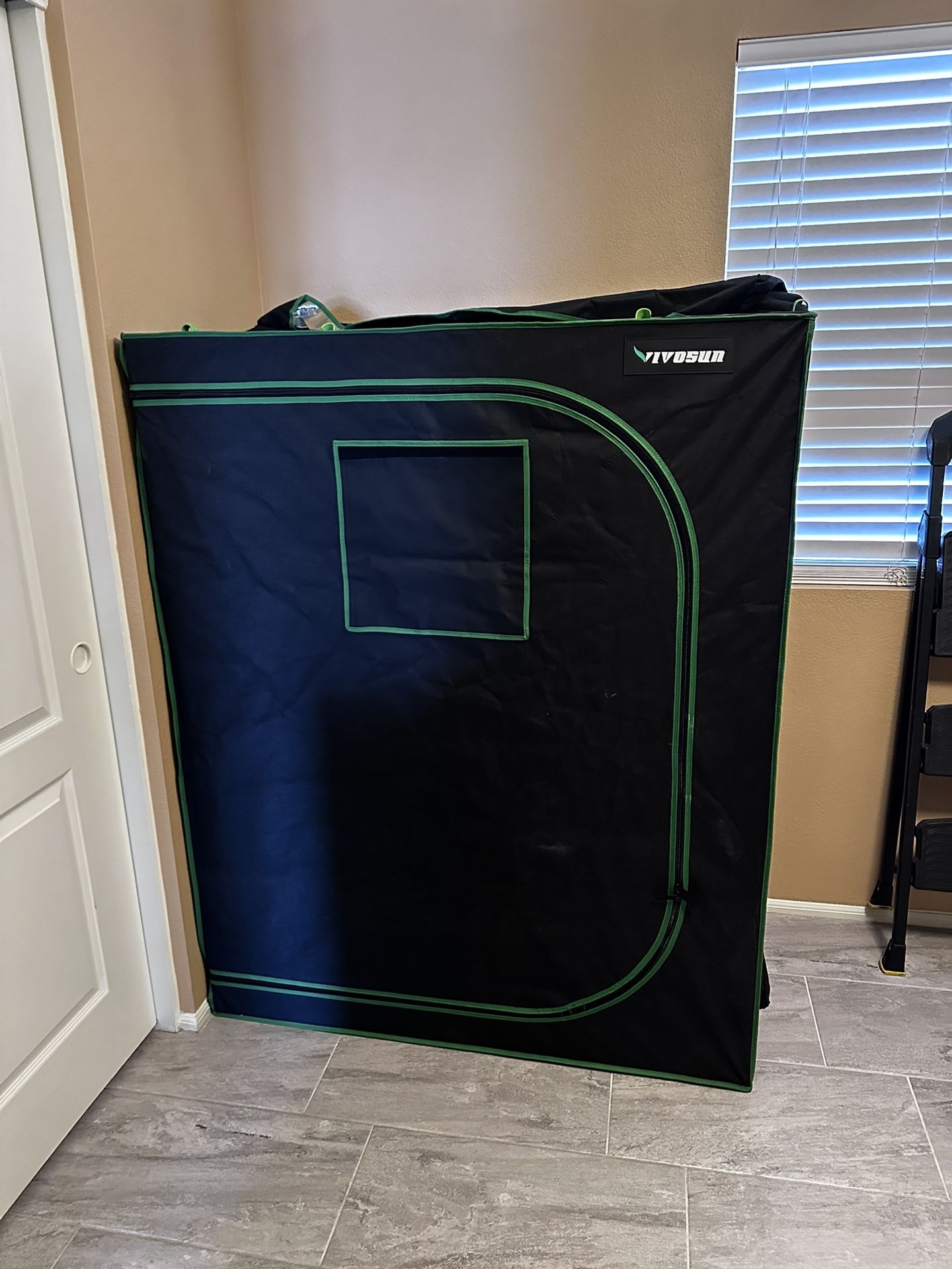 Vivosun 48”X24”X60” Grow Tent