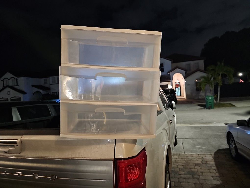 Plastic Drawers 