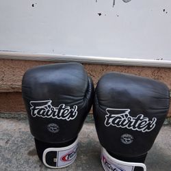 Boxing Gloves 