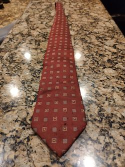 Burberry men's 100% silk tie