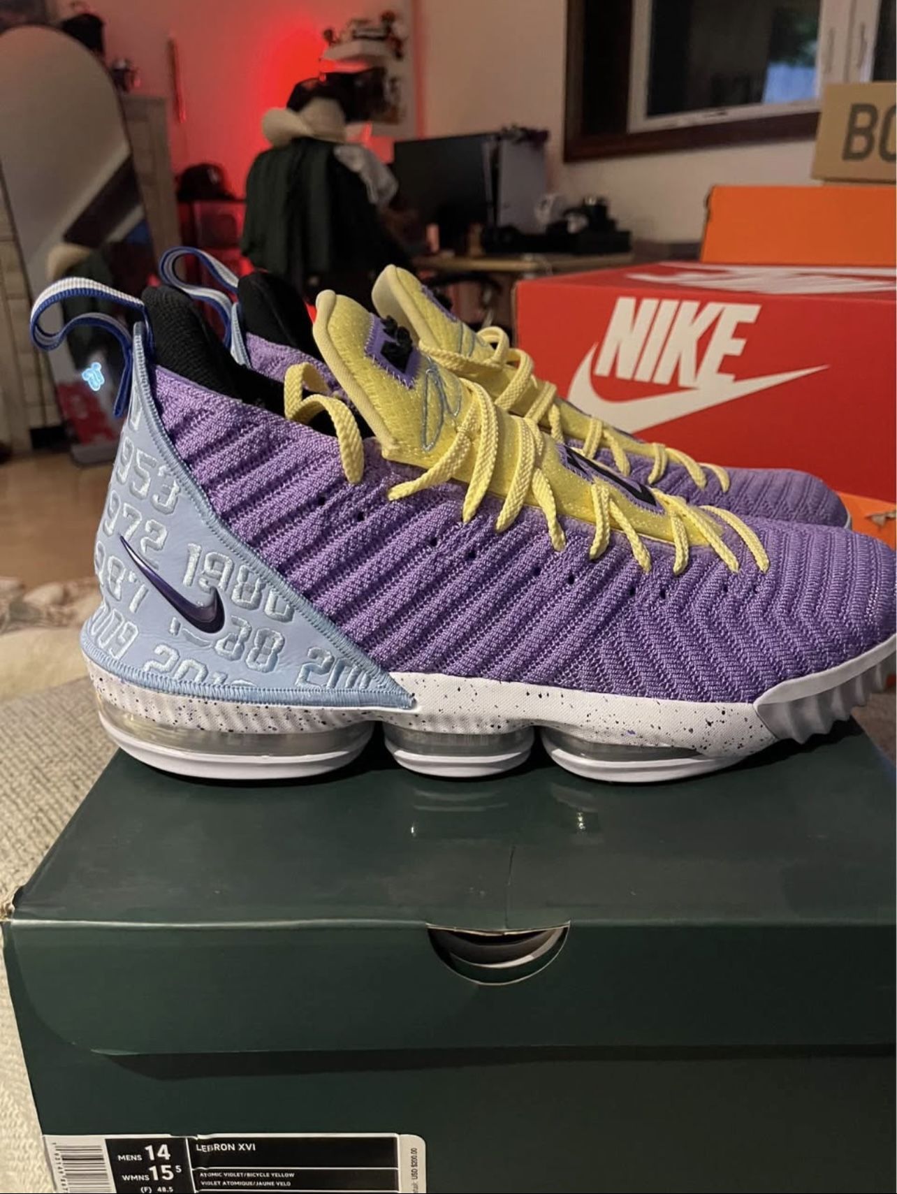 LeBron XVI