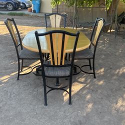 Table With Chairs 