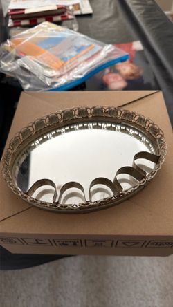 Vintage lipstick holder