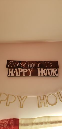 HAPPY HOUR WOOD SIGN