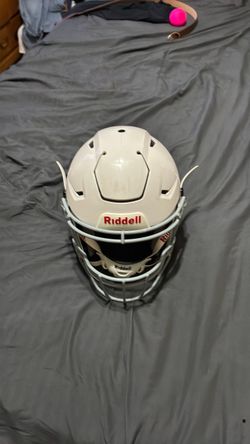 2024 riddell speed flex football helmet size small