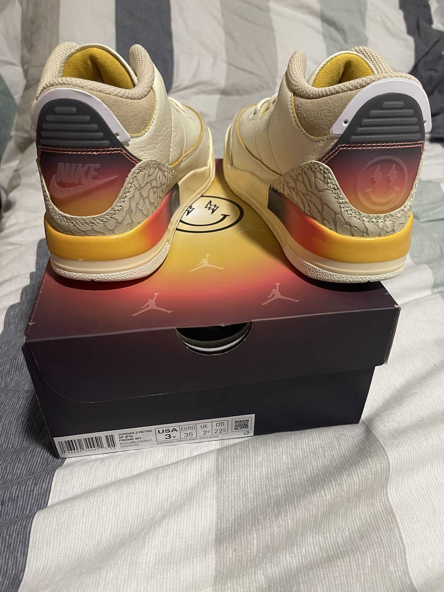 Jordan 3 Retro SP x J Balvin Medellin Sunset Size PS 3Y