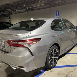 2020 Toyota Camry Hybrid