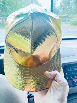 baseball cap