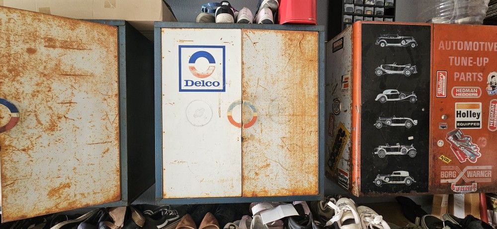 1970 Ac Delco And Motor Graft Cabinets