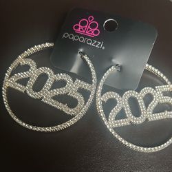 “2025” Gold & Silver Hoop Earrings $5 Each