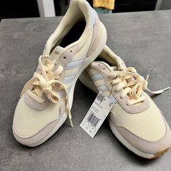 Adidas Women’s Shoes - Beige, Size 9.5