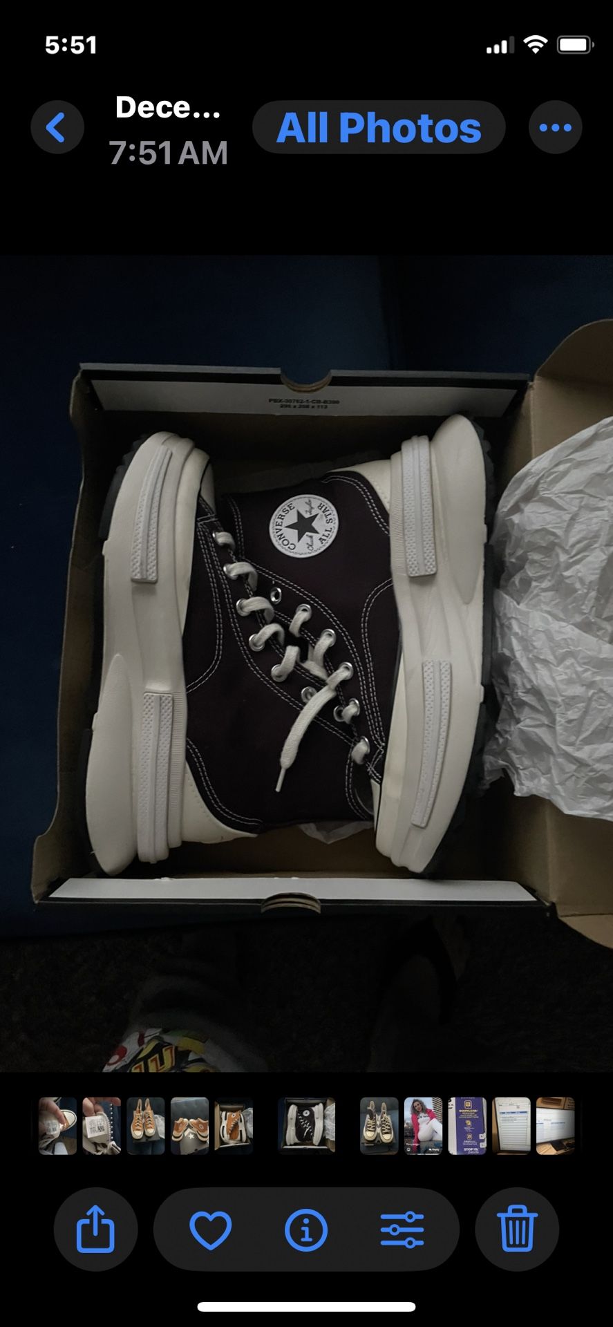 2)PARES DE CONVERSE SIZE 8