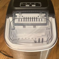 Frigidaire Ice Maker