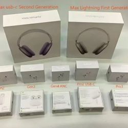 Airpods and Airpod Maxs
