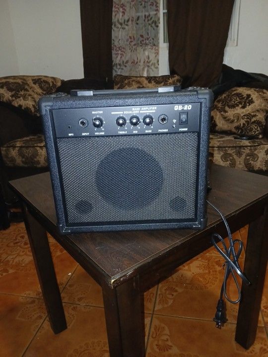 Máster Bass Amplifier Equaalizer