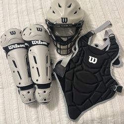 Brand New Wilson Catching Gear-JGZ
