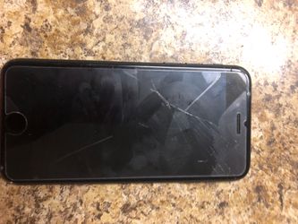 IPHONE 7 NO SCRATCHES OR ANYTHING SCREEN