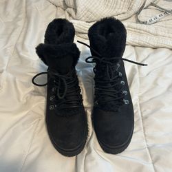 Faux fur/ suede combat style boots!