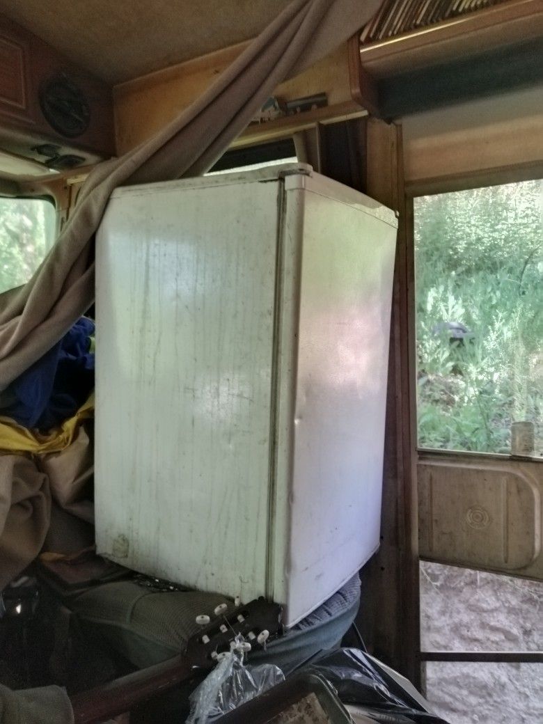 Small Refrigerator With Freezer