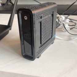 Motorola SB6121 Modem