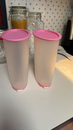 Tupperware containers