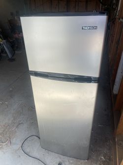 Thompson Fridge/Freezer