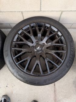 Ford Mustang Wheel