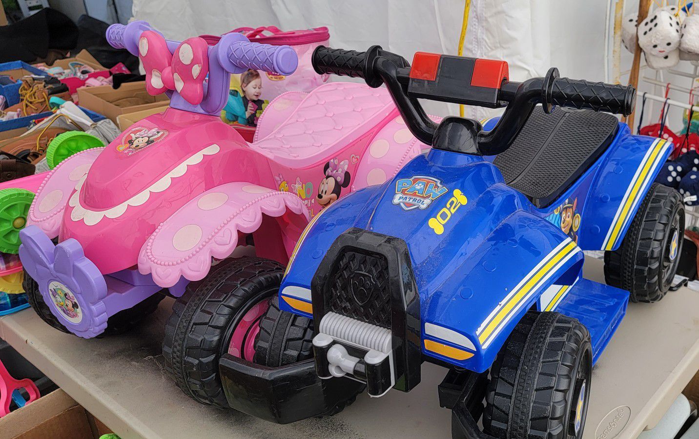 Kids MINNIE MOUSE  Electric 4 Wheeler 