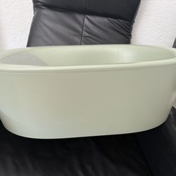 Lalo Baby Bathtub 