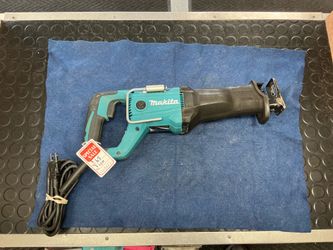 Makita 12 Amp Corded Reciprocating Saw (JR3051T)