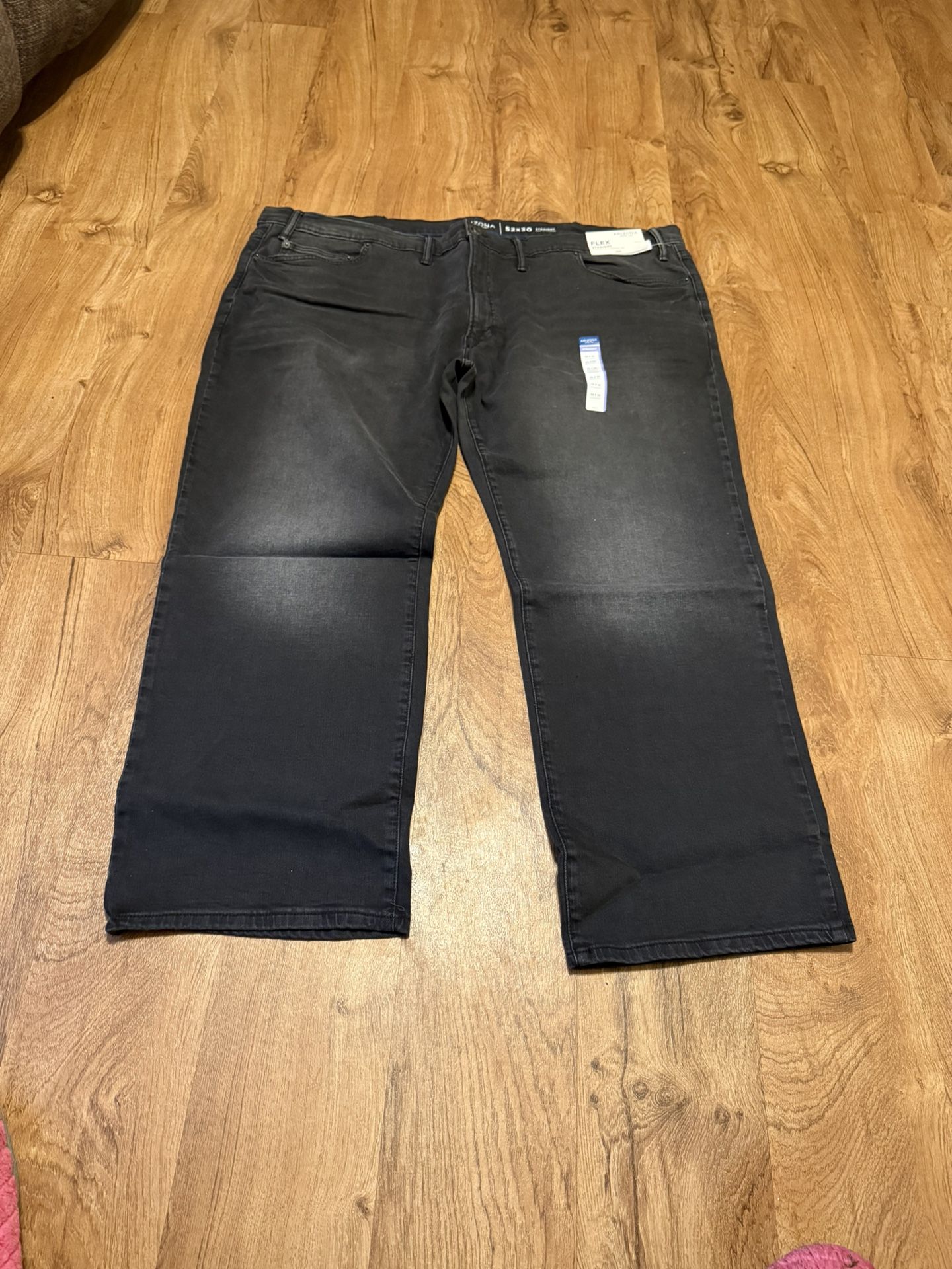MENS ARIZONA JEANS SIZE 52x30 NWT