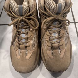 Yeezy Desert Boots
