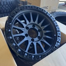 RRW RR7-V 17x8.5 -12 6x5.5 Matte Black Face Gloss Black Lip