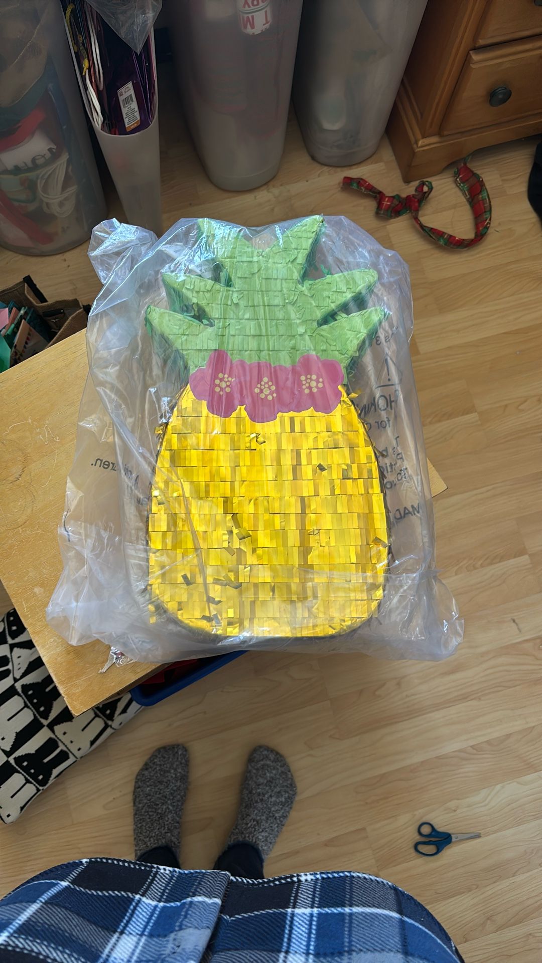 Pineapple piñata