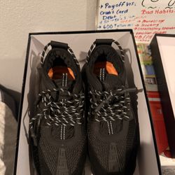 Men’s Shoes Size 10