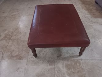 Leather brown table/ottoman