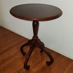 Wood Accent Table, Wood Tabel, Wood Coffee Table, NEED GONE ASAP