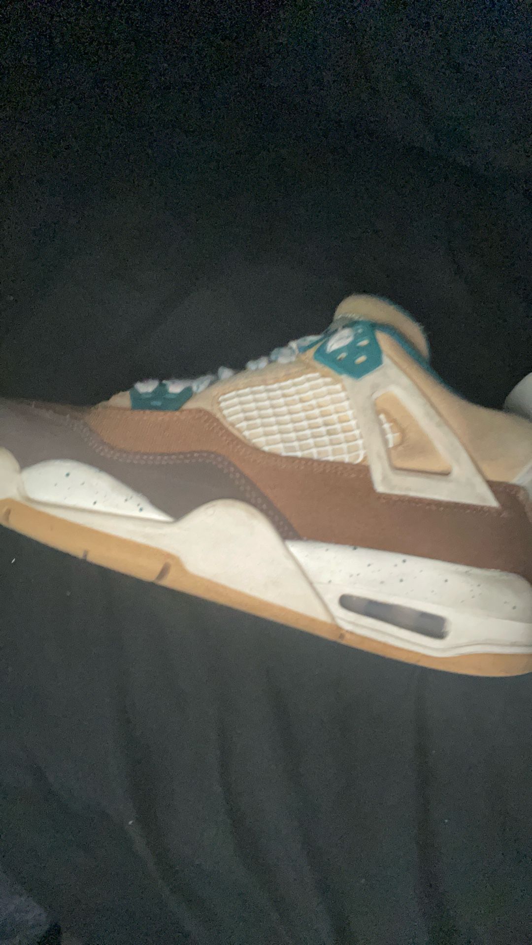 Jordan 4, Cacao