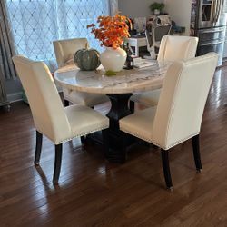 4 Seat Dining Room Table 
