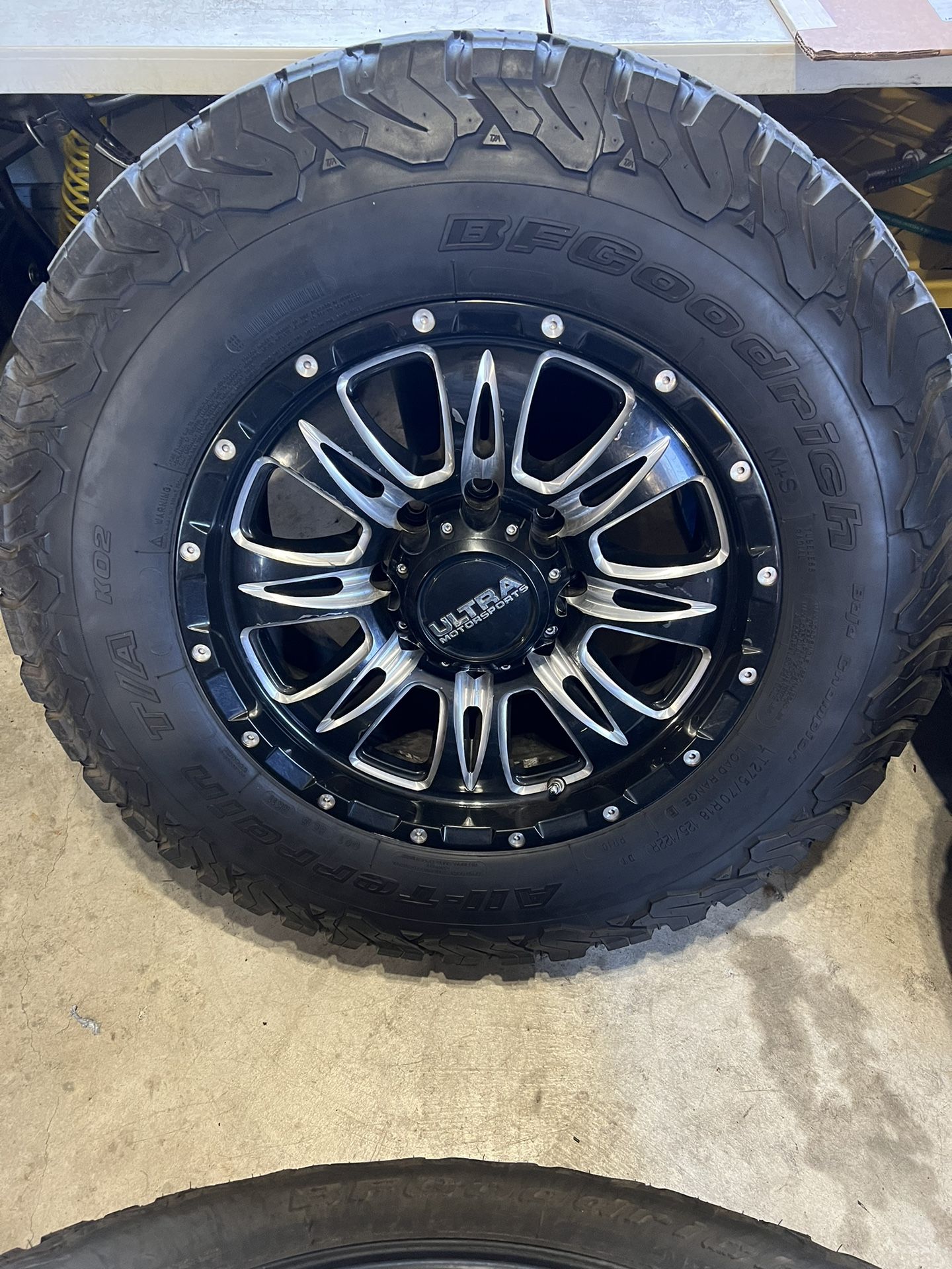 18x9 Ultra Motorsports 8x6.5 Wheels And Tires