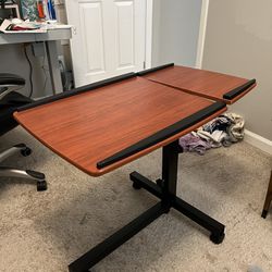 Moveable/Adjustable Table