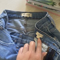 Maxwell 10” High Rise Crop 