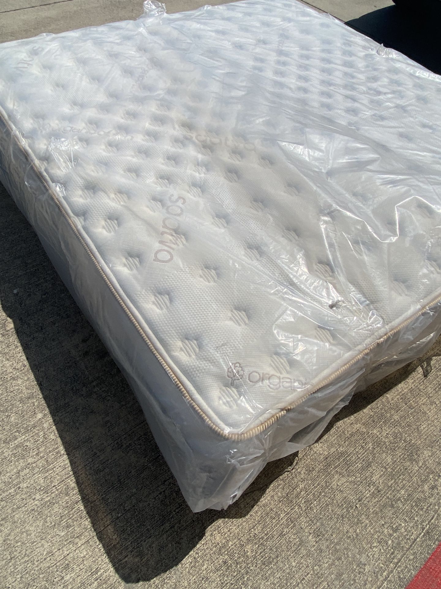 Overstock Display King Pillowtop Mattress for Sale in San Antonio, TX