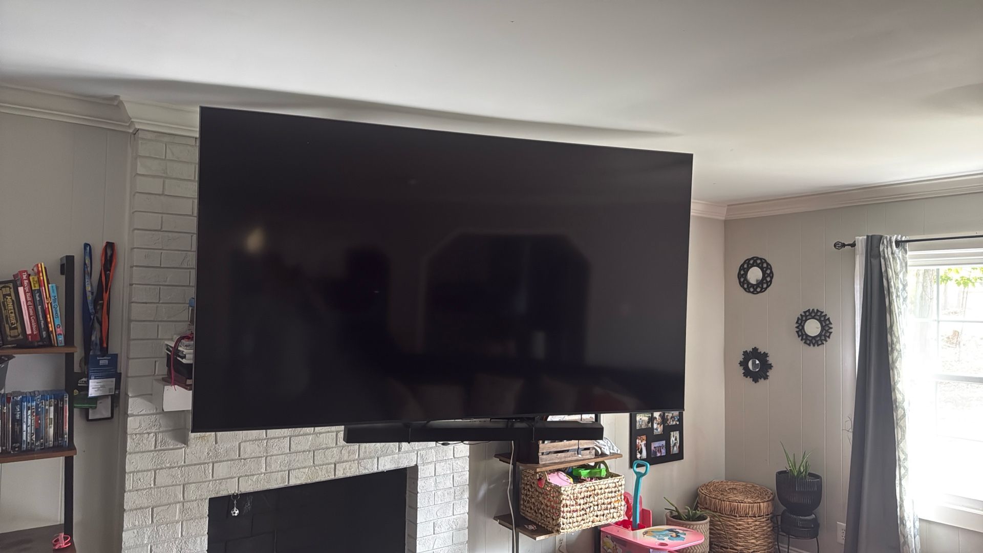 85 Inch Samsung Tv.
