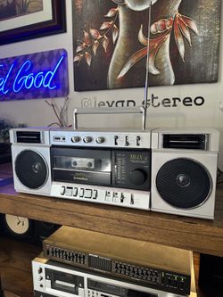 Rare 1980s GoldStar TSR-911 Boombox – Ivory, Fully Serviced + Bluetooth 📻