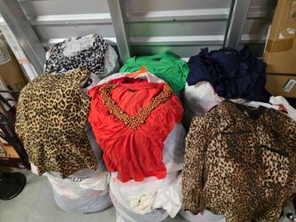 $40, Huge Bags Of Women's Clothing, 50pcs in a Bag, All Tops.