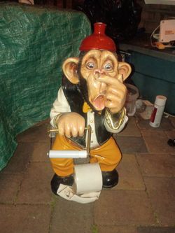 Monkey toilet paper holder