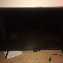 32 Inch Roku Smart Tv.