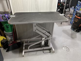 Pet grooming table Z lift