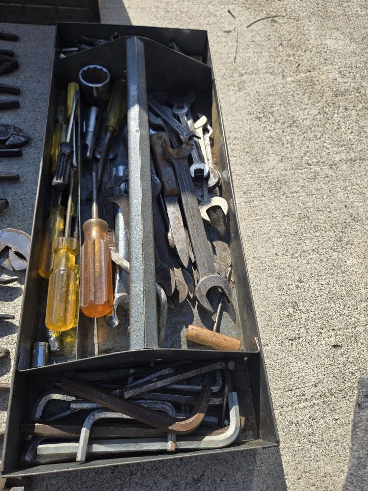Craftsman Toolbox And Tools
